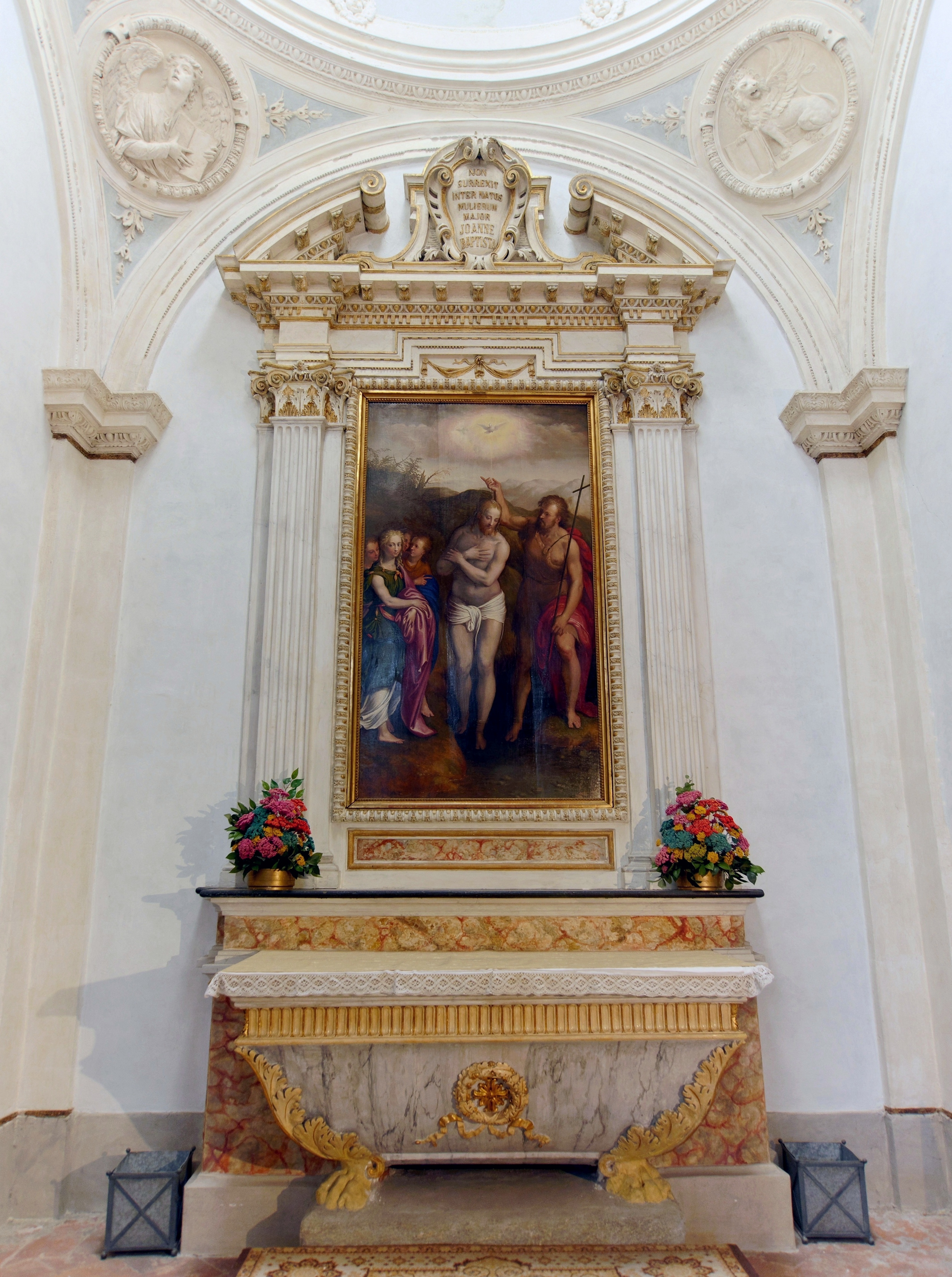 Milano - Altare di San Giovanni Battista nella Basilica di San Lorenzo Maggiore - Foto a piena risoluzione